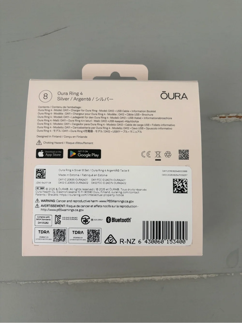 Oura Ring 4 Silver Finish Smart Ring (Size 8)